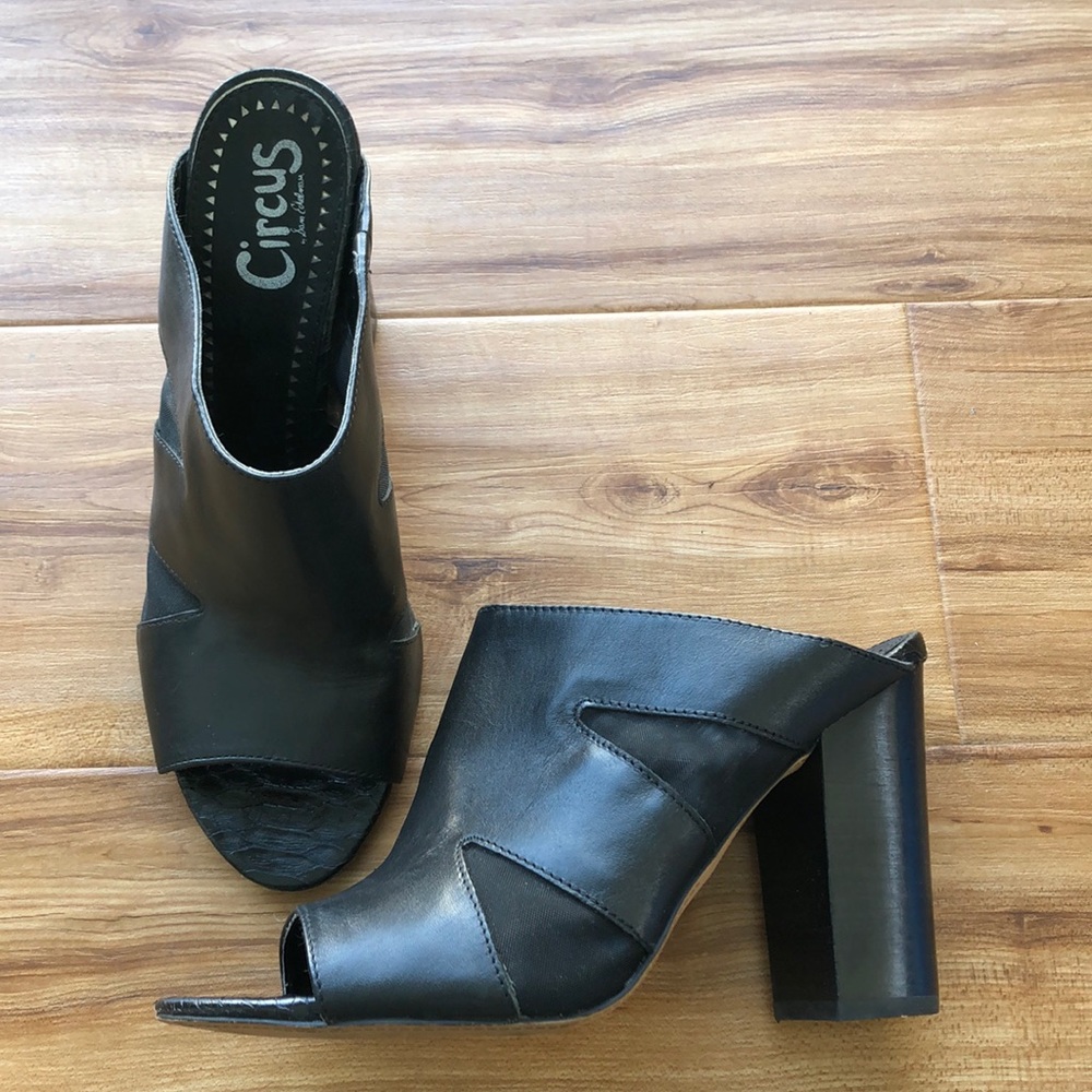 Circus by Sam Edelman black heels